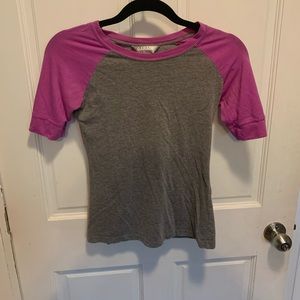 *GARAGE* 3/4 Baseball Tee in S